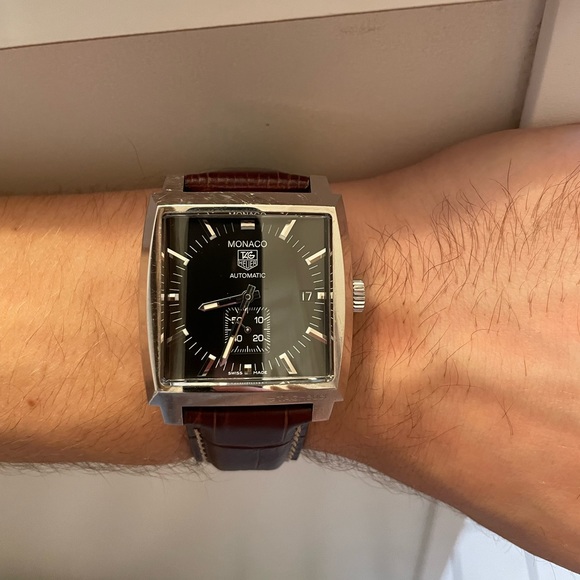 *SOLD* Tag Heuer Monaco Automatic + 3 straps - Picture 4 of 17